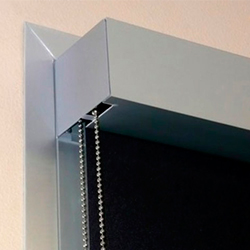 Imagen de estores con cajón para persianas